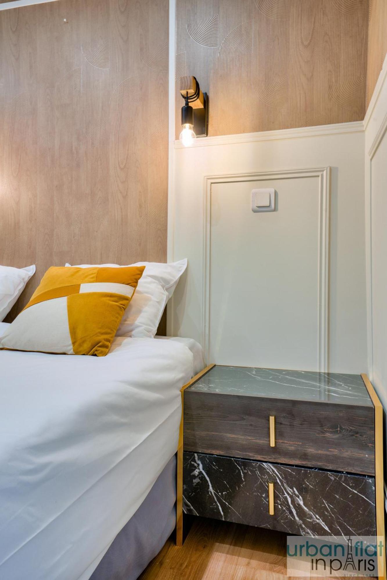 13 Luxury Flat Eiffel Design 2 Apartment Paris Exterior foto